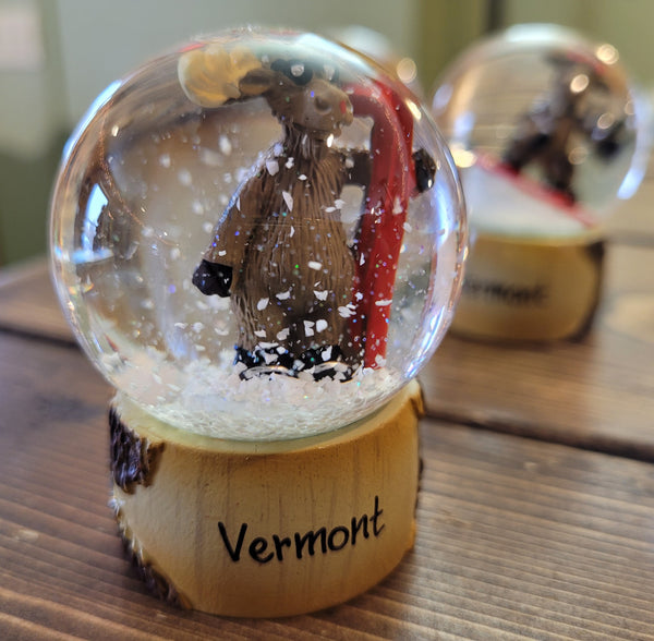 Moose Snow Globe