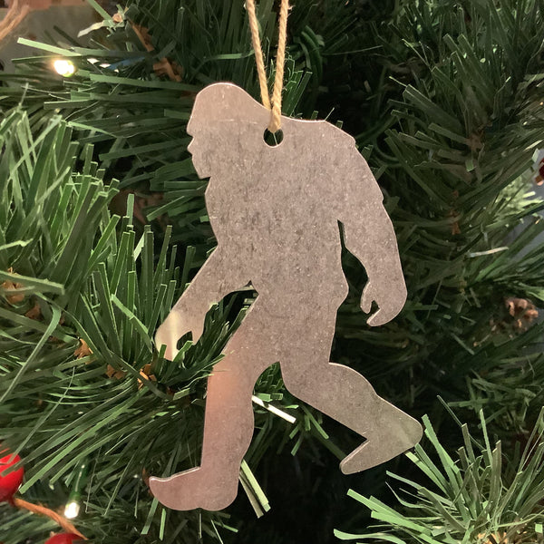 Aluminum ornament